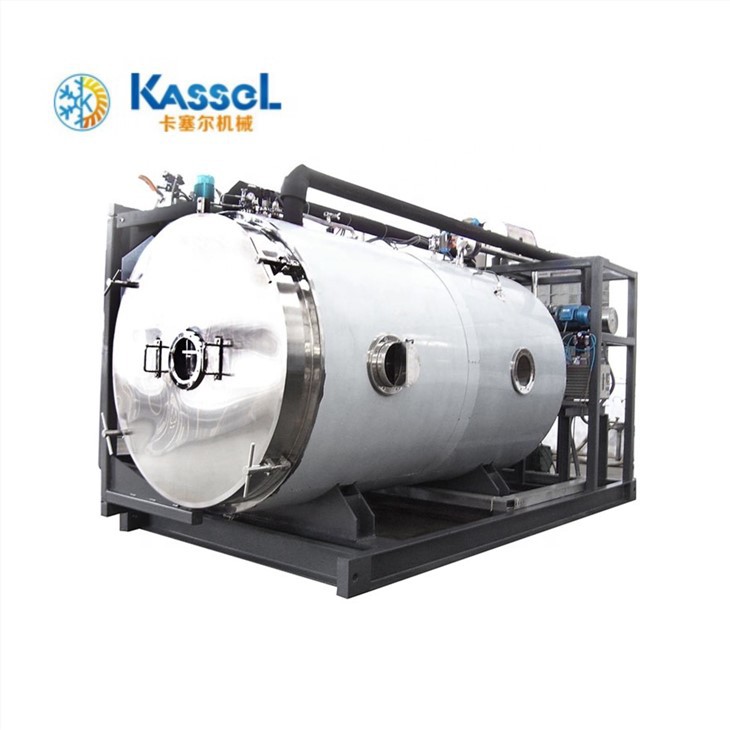 Machine à thé aux fleurs dorées lyophilisées